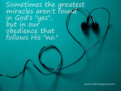 headphones-424163_1920